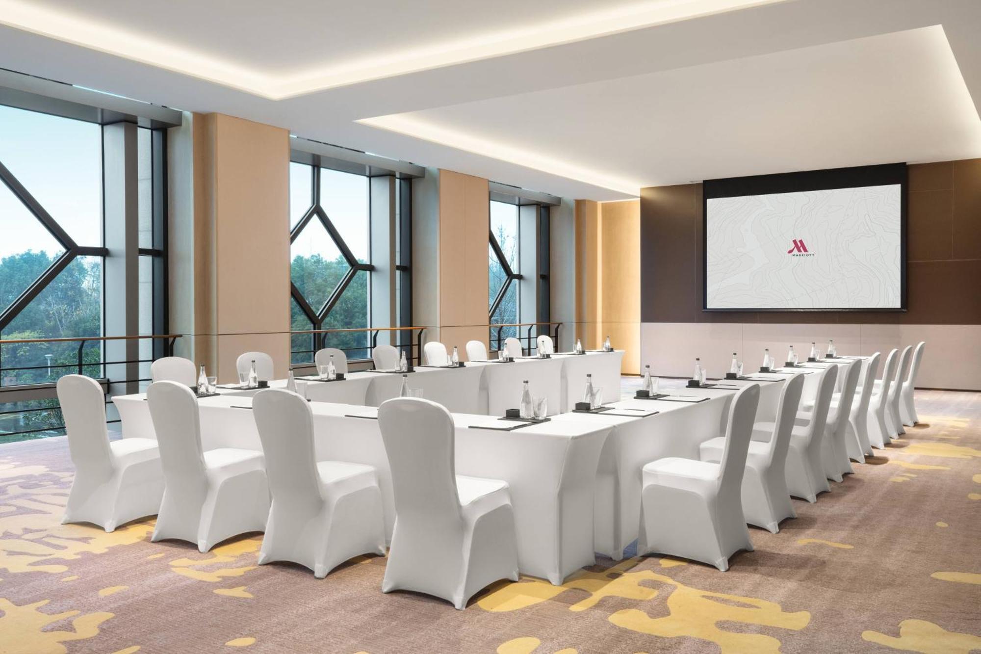 Wuxi Marriott Hotel Lihu Lake Dış mekan fotoğraf