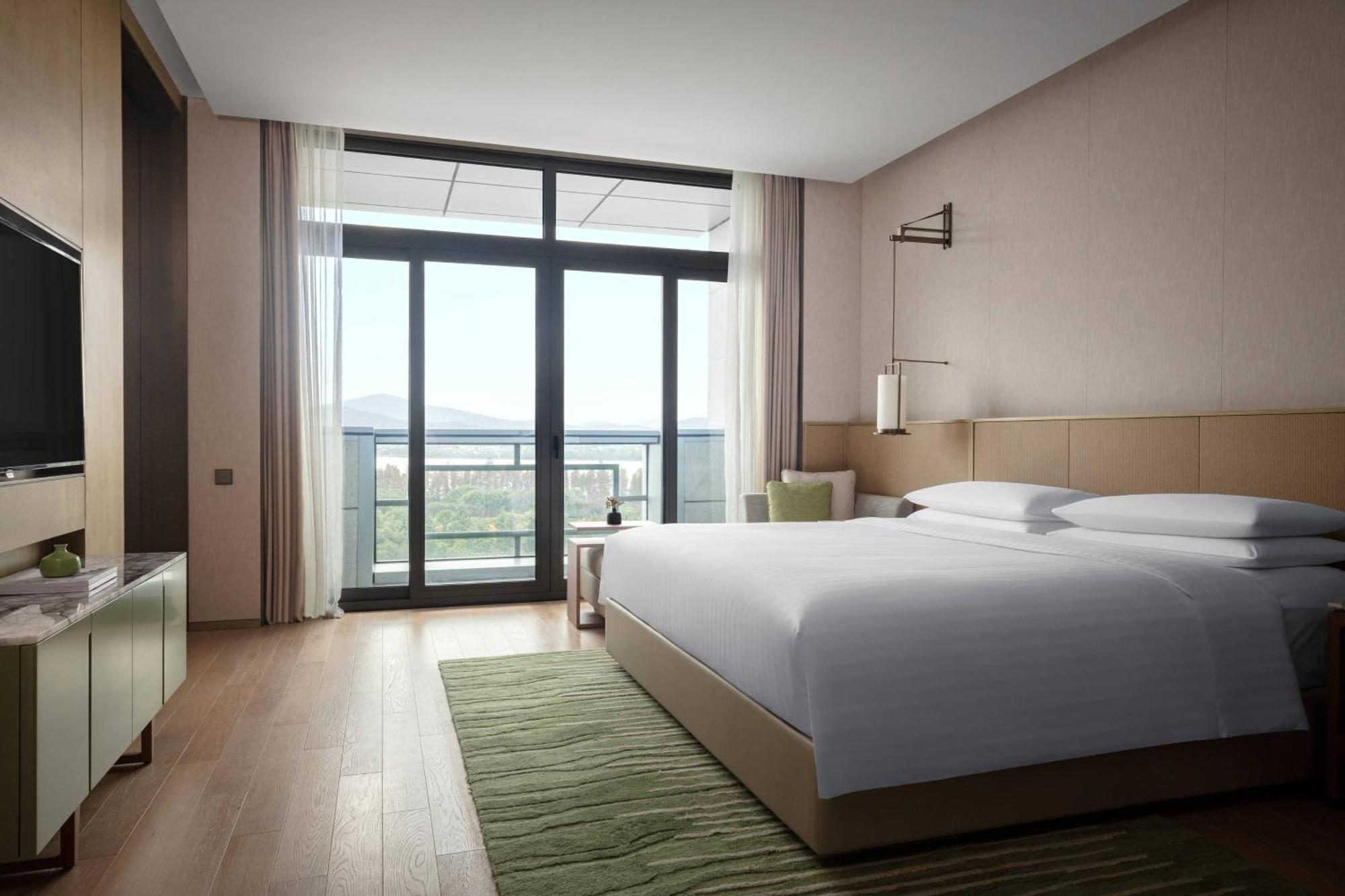 Wuxi Marriott Hotel Lihu Lake Dış mekan fotoğraf